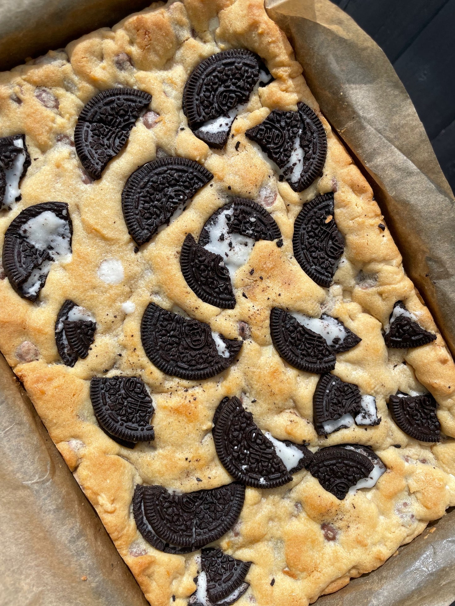 Cookie Bar Traybake image 3