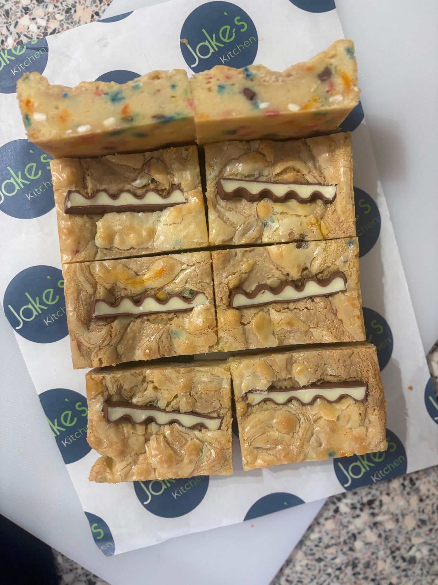 Blondie & Goldie Traybakes