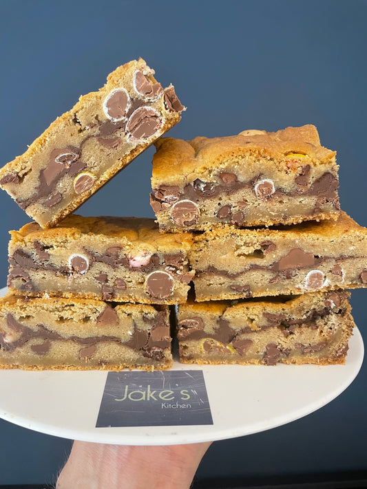 Mini Egg Stuffed Cookie Bar - One Slice