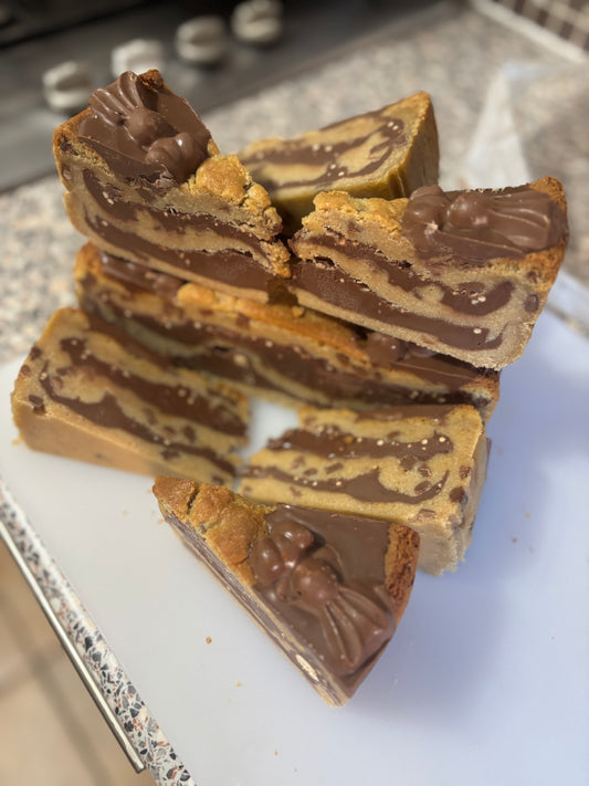 Malteser Cookie Pie Stack - One Slice