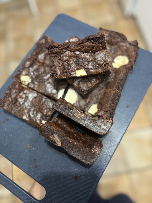 Brownie Traybake (made with gluten free & vegan ingredients)